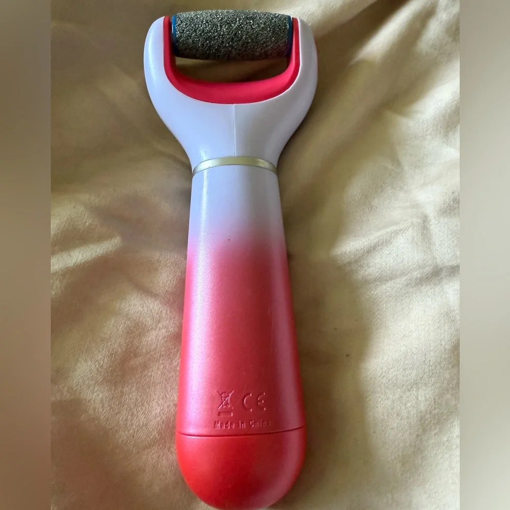 Amope Vibrant pink and purple Perfect Pedicure Skincare Exfoliant Roller